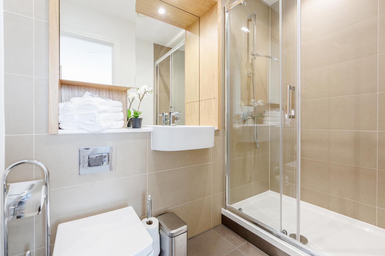 Luxury Stratford Apartment London Exterior photo